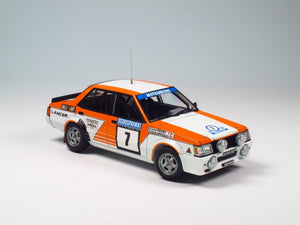 NuNu PN24018 MITSUBISHI LANCER TURBO 82 RALY 1000 LAKES 1/24  – image 4