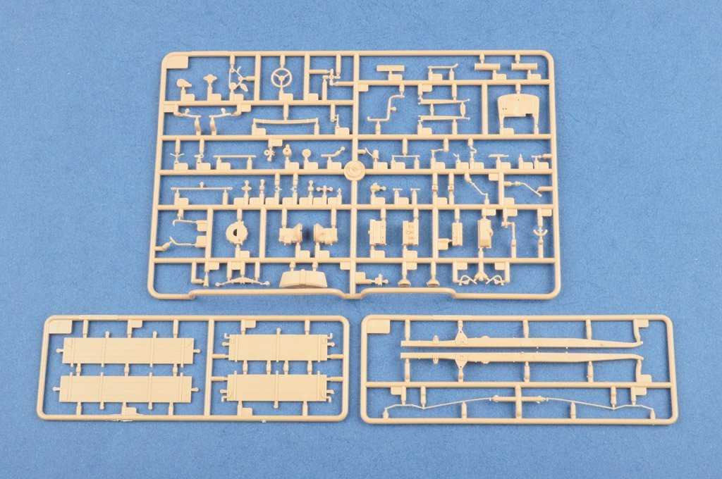 Camion cargo soviétique GAZ-AAA Hobby Boss 83837 – imagen 7