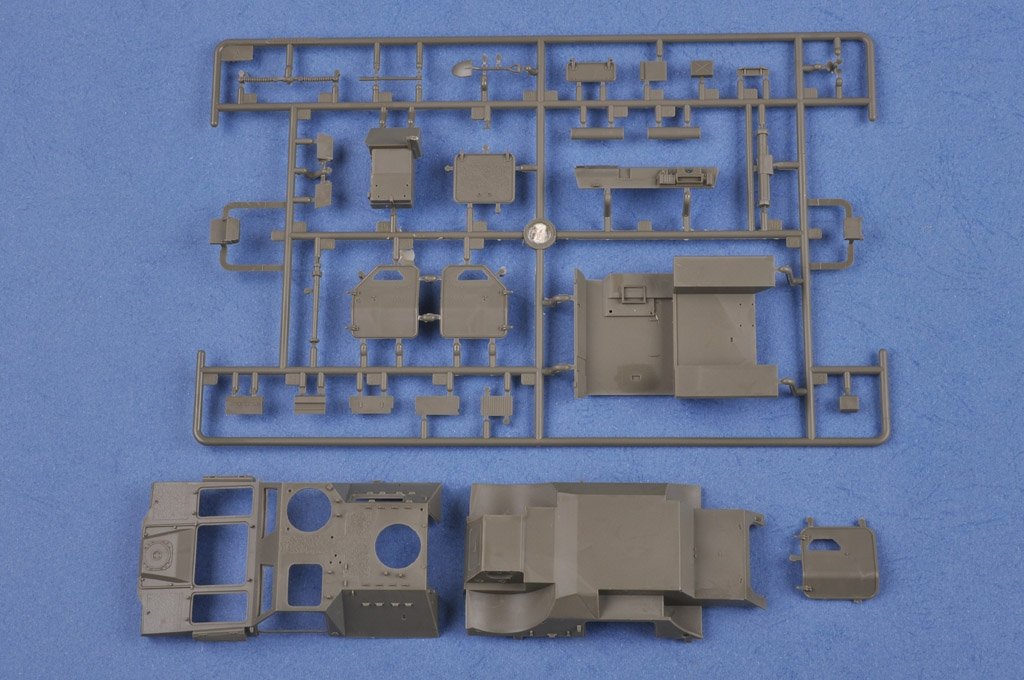 Hobby Boss 83877 VBL Milan français 1/35 – image 4