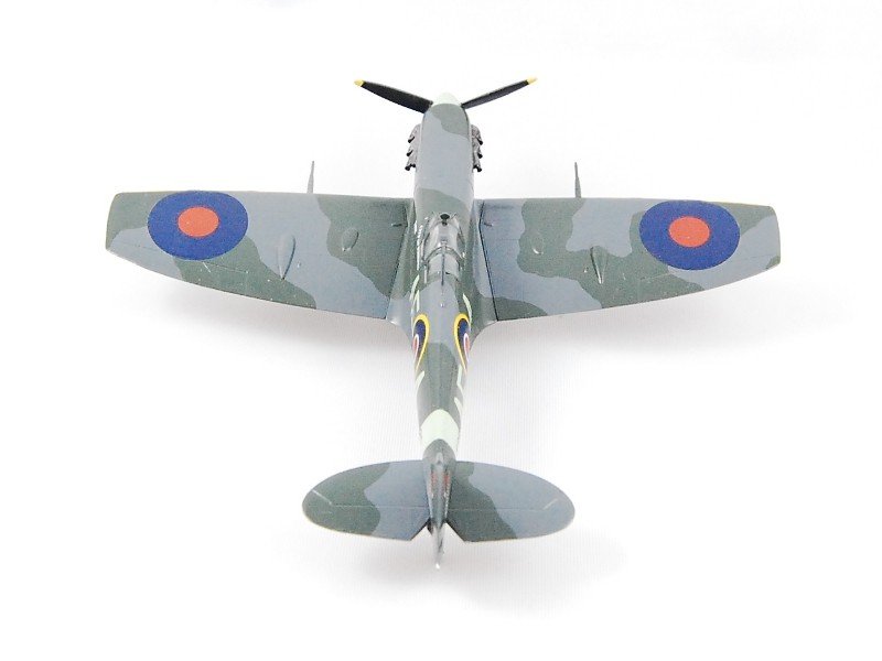 Revell 04164 Spitfire Mk V b 1/72 – immagine 4