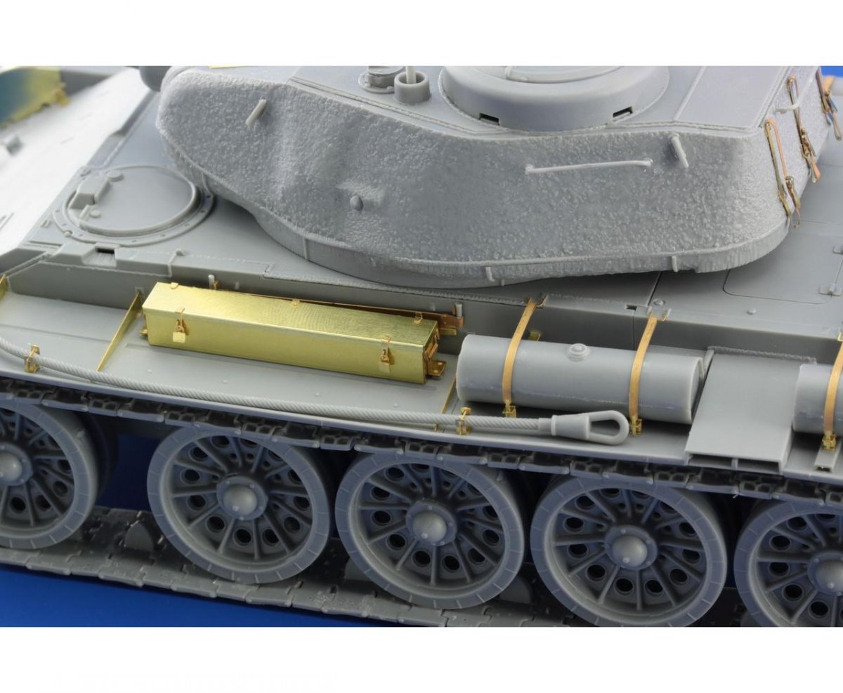 Eduard 36339 T-44 MINIART 1/35 – image 10