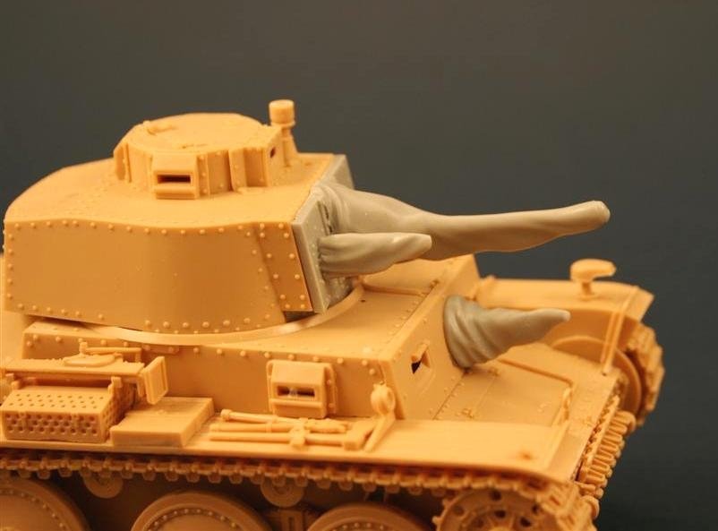 Panzer Art RE35-122 Canons A7 avec housse en toile pour Panzer 38(t) 1/35 – image 4
