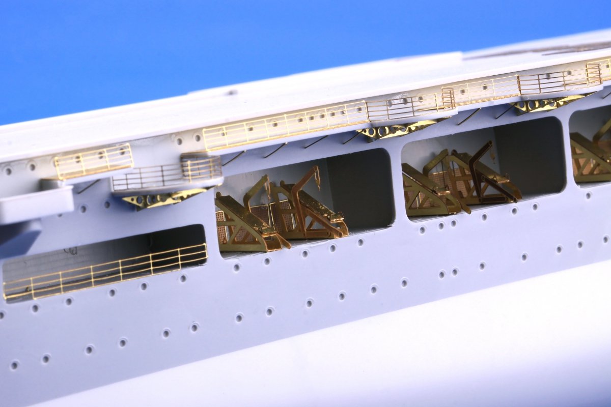 Eduard 53205 DKM Graf Zeppelin pt.2 rambardes TRUMPETER 1/350 – immagine 6