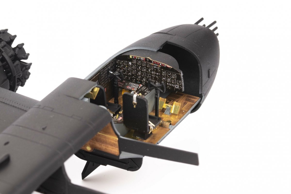 Eduard FE1262 B-26K Invader ICM 1/48 – immagine 2