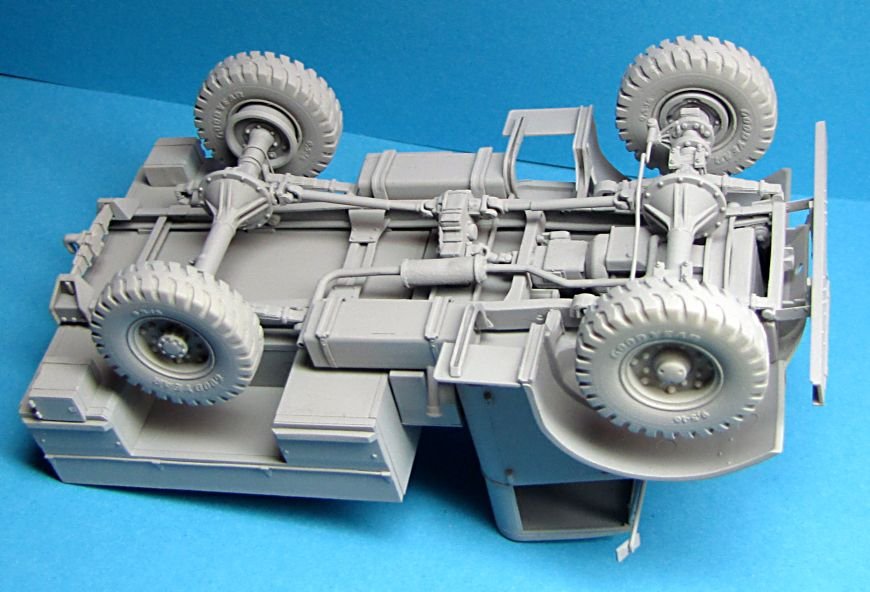 Mirror Models 35108 CMP F15A FORD VAN LORRY 1/35 – Bild 4