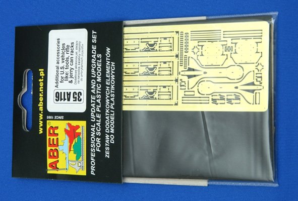 Aber 35A116 Accessoires supplémentaires pour véhicules américains tels que : outils, supports pour fusils et jerricans (1/35) – image 3