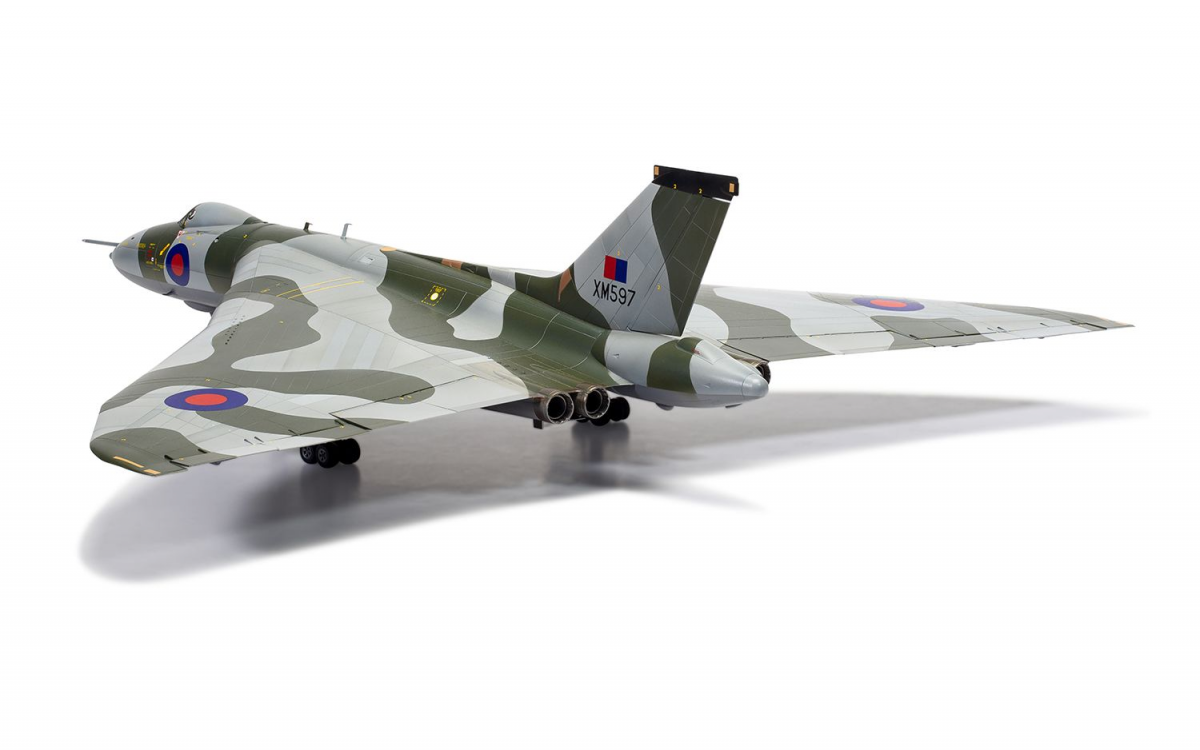 Airfix 12013 Avro Vulcan B.2 BLACK BUCK 1/72 – image 4