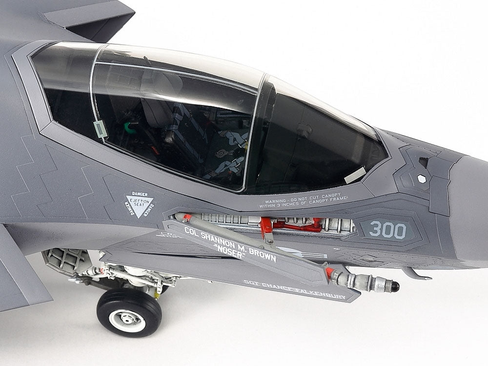 Tamiya 61127 Lockheed Martin F-35C Lightning II 1/48 – image 17