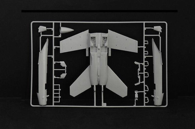 Italeri 2823 F/A-18F Couleurs spéciales de l&amp;#39;US Navy 1/48 – image 10