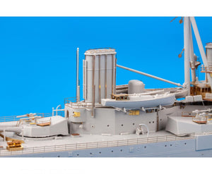 Eduard 53258 HMS Dreadnought 1915 1/350 TRUMPETER – image 8