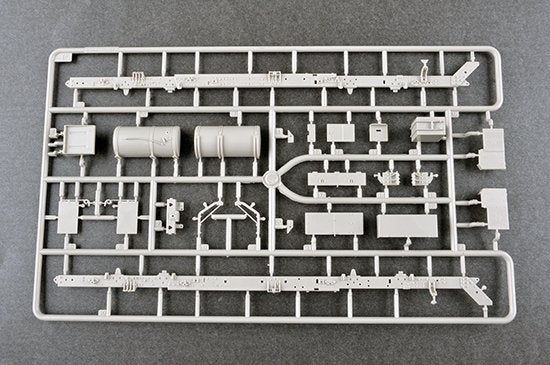 Trumpeter 01064 HEMTT M1120 Unité de manutention de conteneurs (CHU) 1/35 – immagine 11