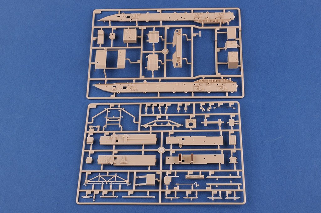 Hobby Boss 85517 BAZ-64022 russe avec TEL S-400 5P85TE2 (1/35) – image 9