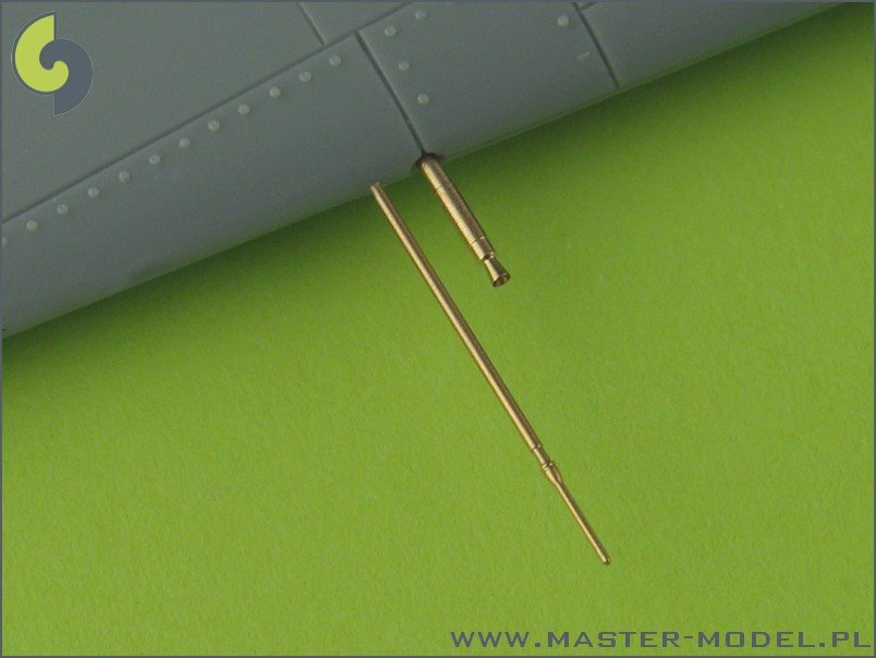 Ensemble d&amp;#39;armement Master AM-72-012 Fw 190 A2 - A5 (embouts de canon MG 17, MG FF, MG 151) et tube de Pitot – immagine 2