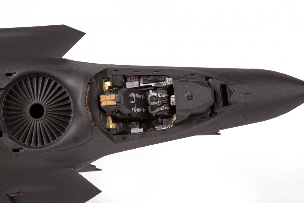 Eduard SS832 F-35B TAMIYA 1/72 – Bild 6