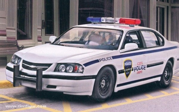 Revell 07068 05 Chevy Impala Voiture de police (1/25)