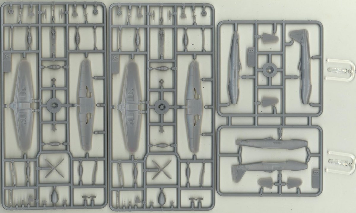 Dora Wings 14401 BELL P-63A P-63C KINGCOBRA Fighter KIT DOUBLE 1/144 – immagine 2