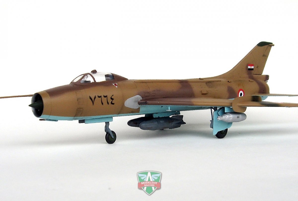 Modelsvit 72002 SU-7 BMK 1/72  – imagen 2