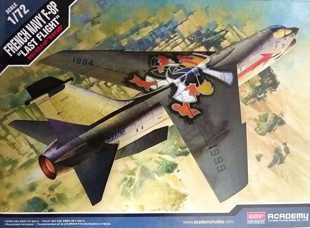 Maquette Academy 12559 F-8P Crusader Marine française au 1/72