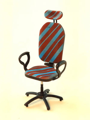 Point of no Return 3524058 Fotele biurowe, dwa różne modele / Office chairs, two different models 1/35 – zdjęcie 6