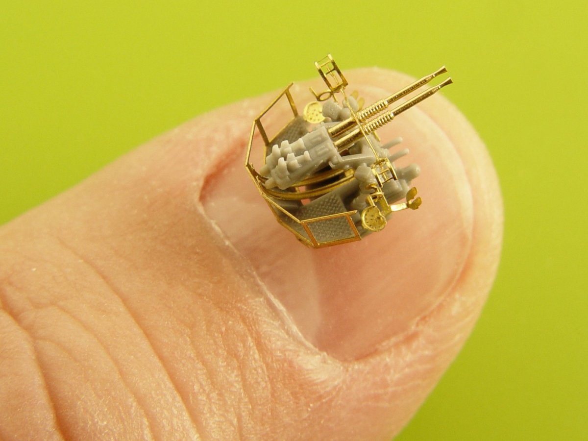 Maquette Master SM-350-091 USN 40 mm/56 Bofors à double affût ver.1 / avec directeur de tir Mk-51 - (résine, photodécoupe et pièces tournées) - (6 pièces) 1/350 – image 5