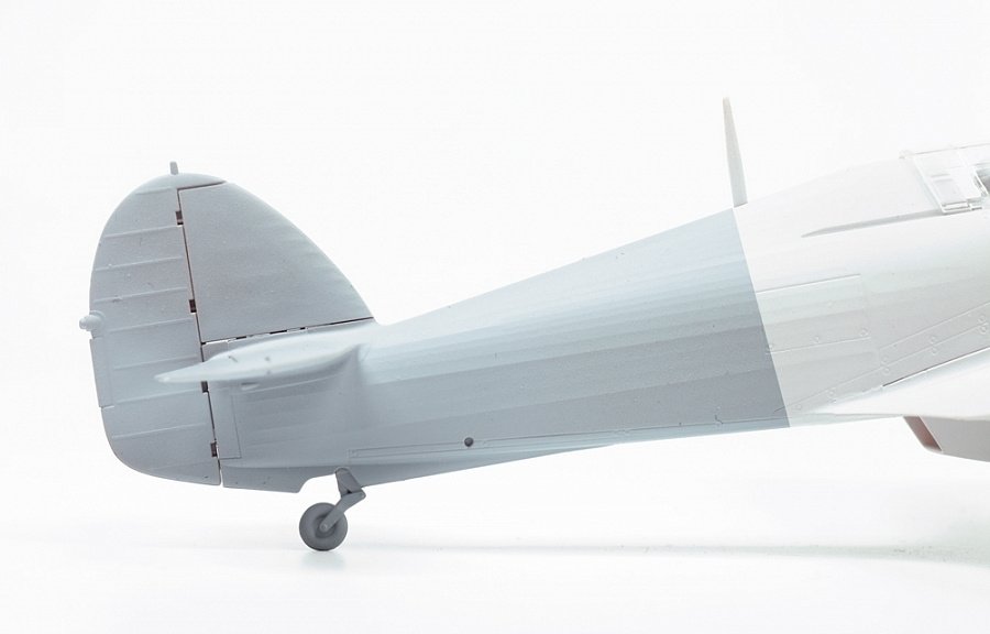 Zvezda 7322 Chasseur britannique Hawker Hurricane IIC 1/72 – immagine 5