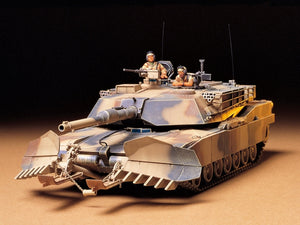 Tamiya 35158 US M1A1 Abrams avec chasse-mines (1/35)