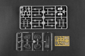 Trumpeter 05851 Z-19G Light Scout/Attack Helicopter 1/48