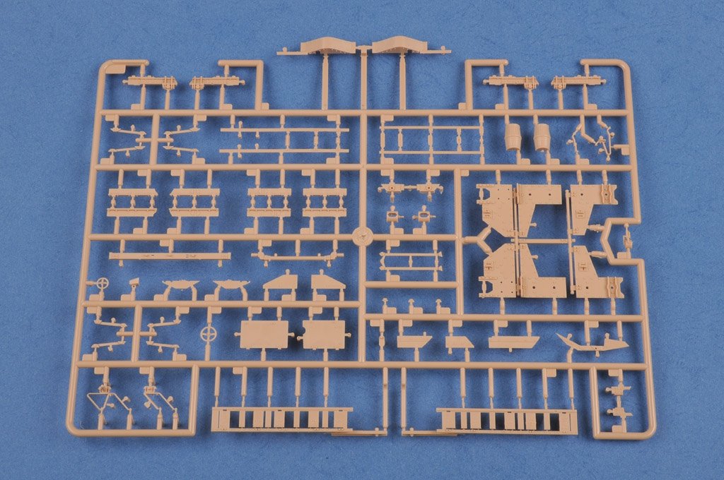 Hobby Boss 83860 Char lourd français Saint-Chamond - Version tardive 1/35 – image 5