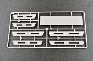 Trumpeter 03710 HMS Hood Battle Cruiser 1/200  – image 8