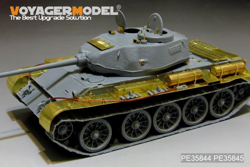 Maquette Voyager PE35844 Char moyen russe T-44 de la Seconde Guerre mondiale, version de base (pour MINIART 35193), échelle 1/35 – Bild 2