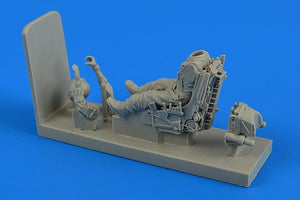 Aerobonus 480162 Figurine de pilote soviétique avec siège éjectable pour Su-22/Su-25 1/48 KP/Smer