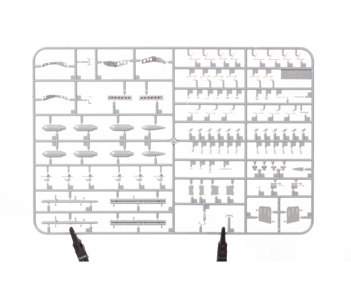 Eduard 82243 P-40K short tail 1/48 – image 16