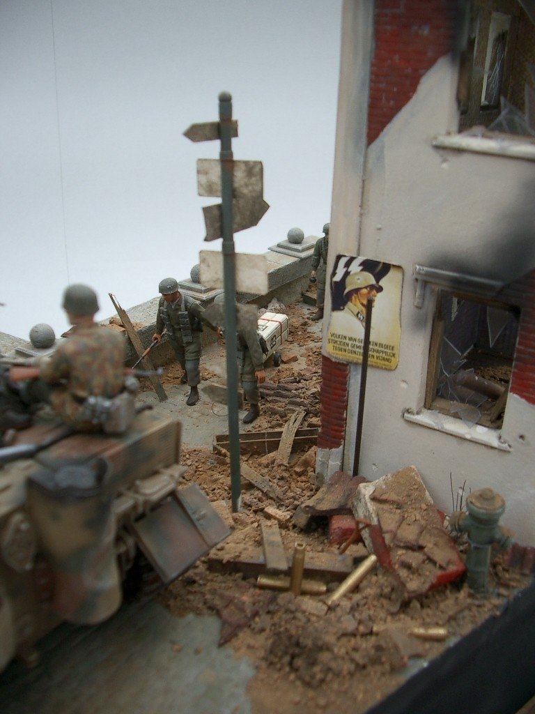 RT-Diorama 35045 Ensemble de décombres et de ruines 1/35 – Bild 3