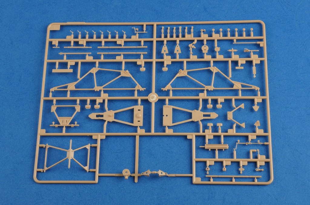Hobby Boss 83846 BM-13N russe (1/35) – Bild 7