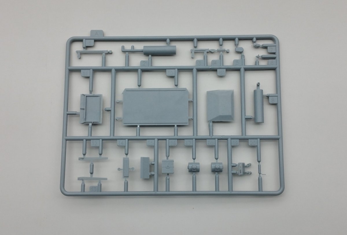 Amusing Hobby 35A021 Jagdpanzer 38(D) 1/35 – Bild 8