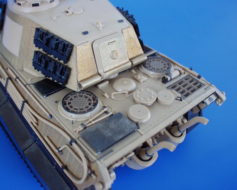 Eduard BIG3501 ROI TIGRE HENSHEL TAMIYA 1/35  – image 6