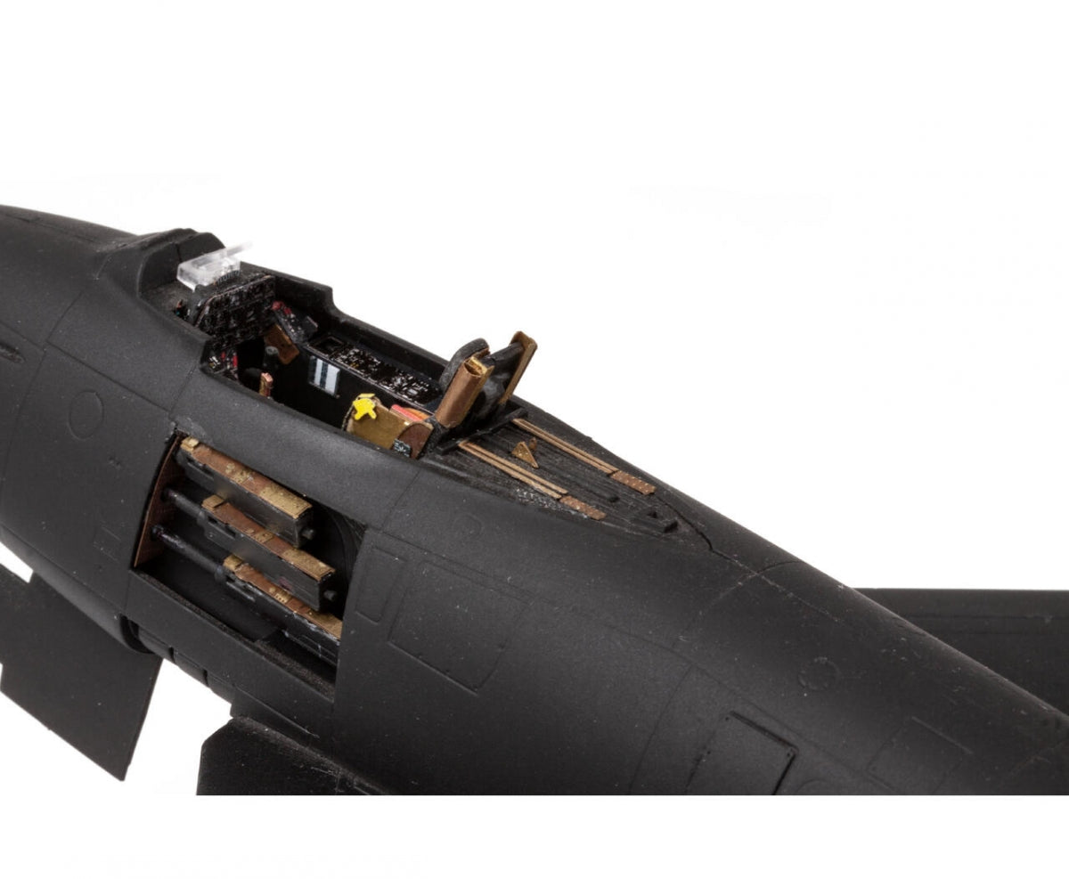 Eduard 491499 F-86F-25/30 Airfix 1/48 – Bild 3