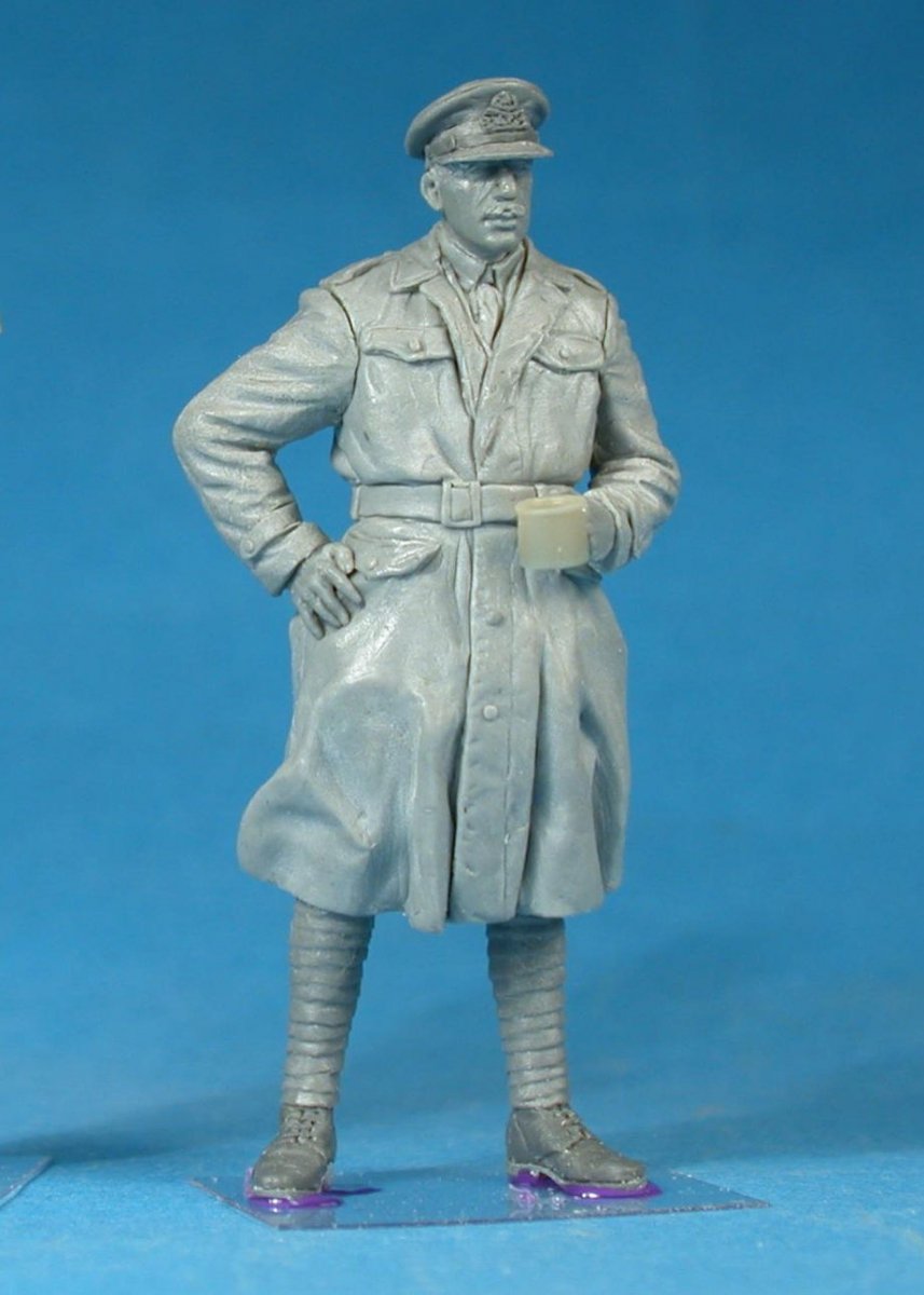 Copper State Models F35-001 Officier de division de véhicules blindés britanniques en pause thé 1/35 – image 2