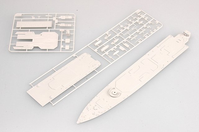 Trumpeter 04516 DESTROYER DE CLASSE UDALOY DE LA MARINE RUSSE AMIRAL PANTELEYEV 1/350 – immagine 6