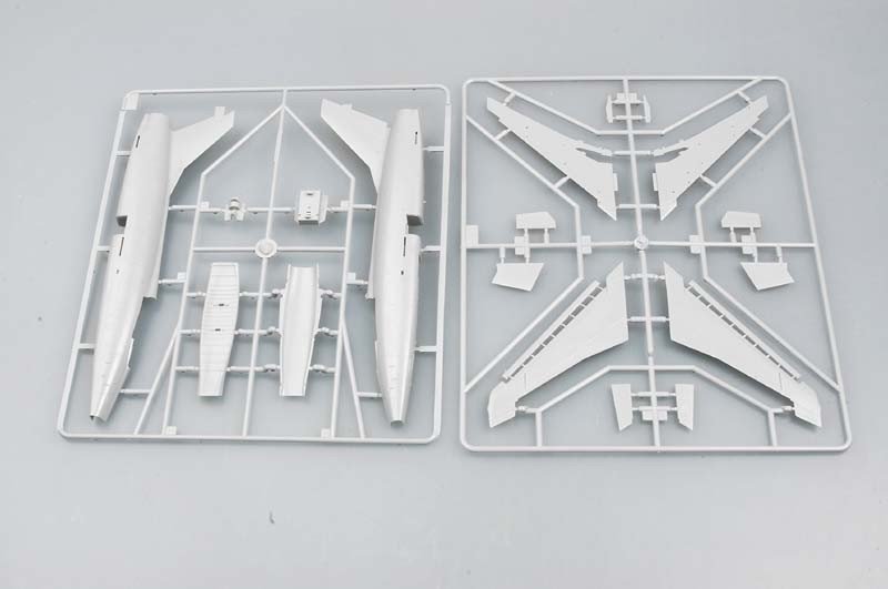 Trumpeter 01649 F-100D Super Sabre (1/72)  – image 5