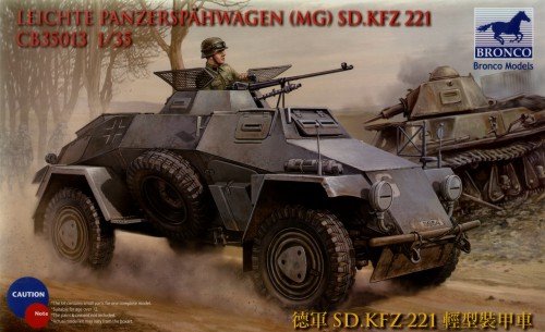 Bronco CB35013 Sdkfz 221 Voiture blindée