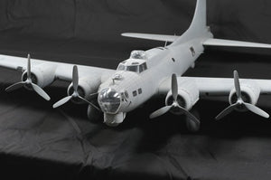 Maquettes HK Models 01E04 B-17 Flying Fortress F et G (1/32) – immagine 7