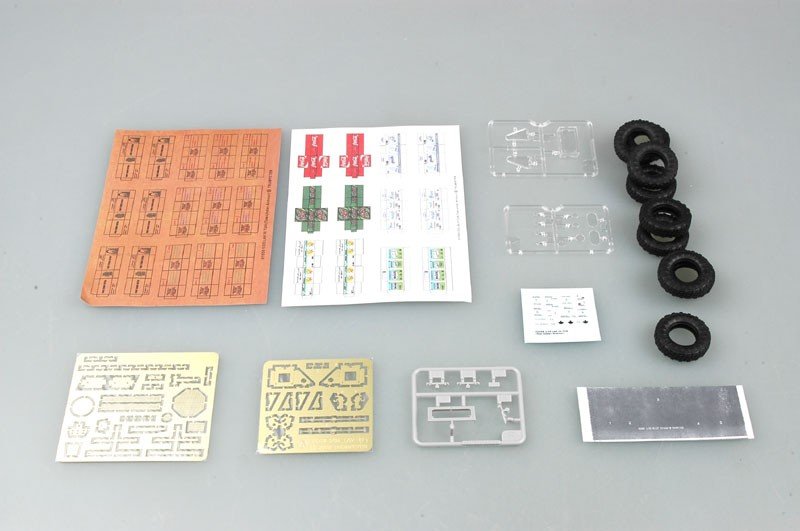 Trumpeter 01558 LAV III TUA (Tow-Under Armour) (1/35) – image 9