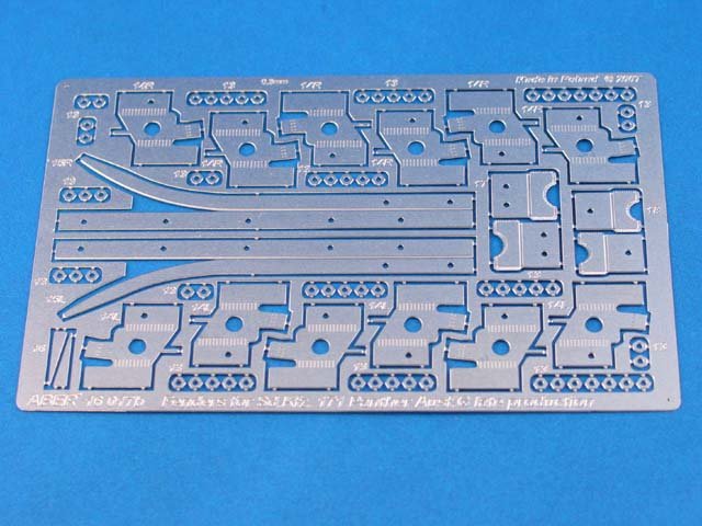 Aber 16017 Panther G- Vol.2- Ailes (1/16)