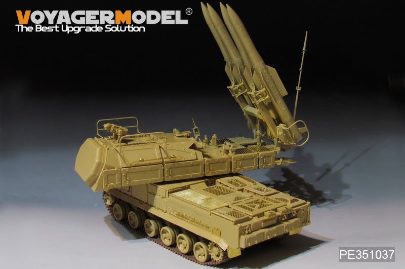 Kit de mise à niveau Voyager Model PE351037 pour le système de missiles de défense aérienne russe moderne 9K37M2 BUK-M2, compatible avec PANDA PH35034 au 1/35 – immagine 2