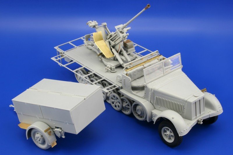 Édouard 36104 Sd. Kfz.7/2 (début) Flak 37 37mm 1/35 Trumpeter  – immagine 4