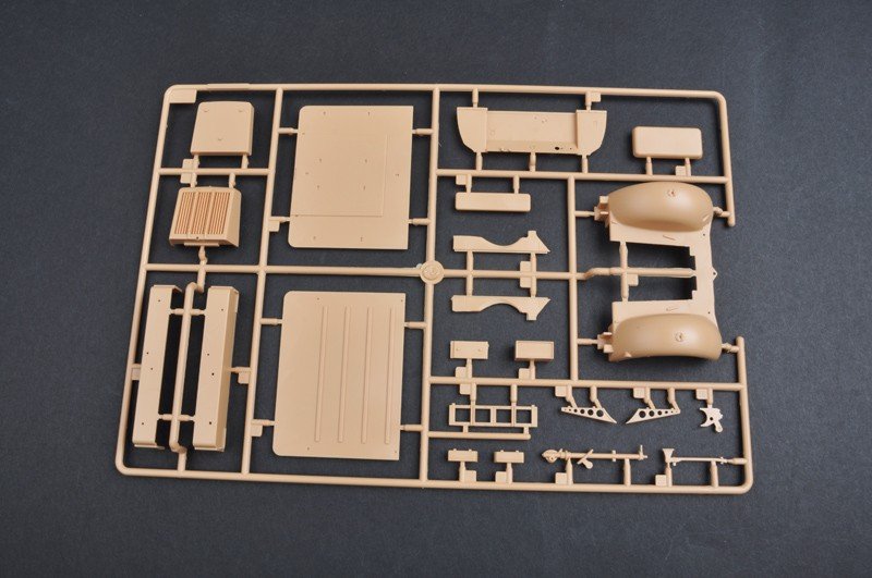 Trumpeter 01583 Sd.Kfz.8 Schwerer Zugkraftwagen 12t 1/35 – immagine 8