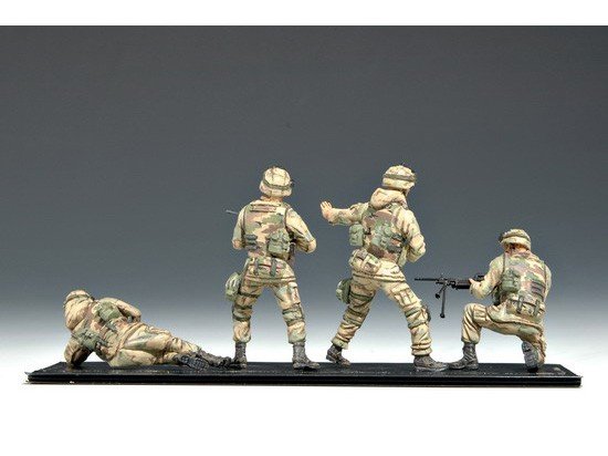 Trumpeter 00410 US101st Airborne Division Crew 1/35 – zdjęcie 4