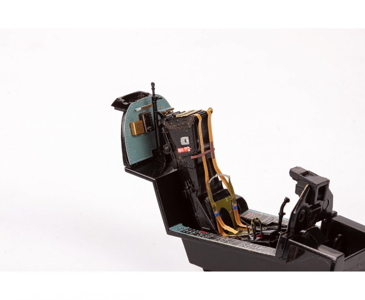 Eduard 32967 Mirage 2000 C pour KITTY HAWK 1/32 – Bild 8