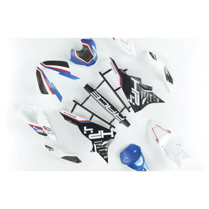 Meng Model MT-004S BMW HP4 Race Pré-peinte 1/9  – image 12